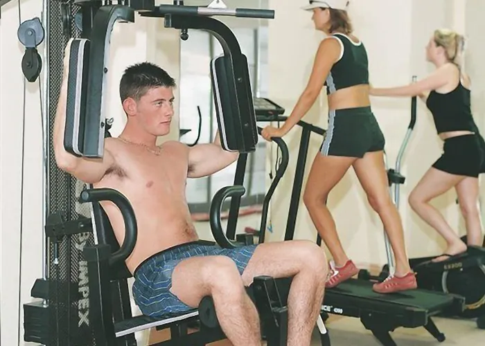 팔민 4* 쿠사다시