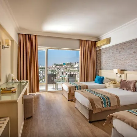Hotel Palmin Kuşadası