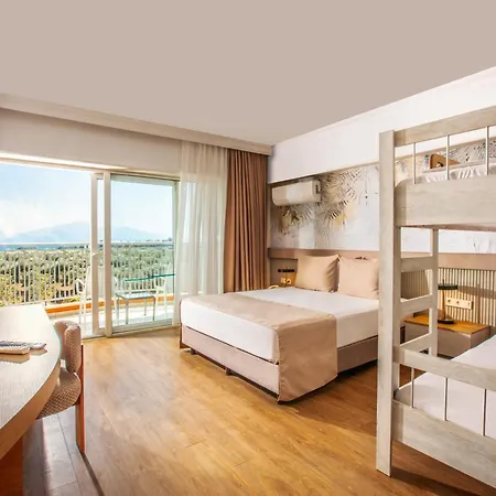 Otel Palmin 4*