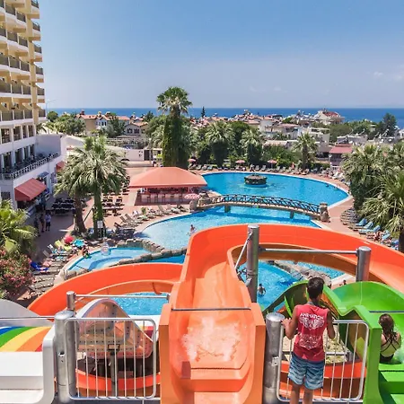 Palmin Otel Kuşadası